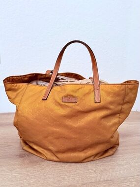Gucci yellow Ochre Tote with tan Leather Handles, certified & authentication